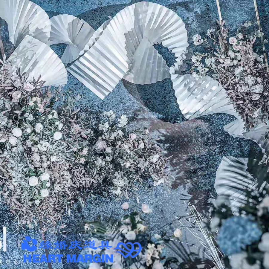 Гофрокартон рулонный,декоративный 35см х 5м, т.синий Гофрокартон рулонный,декоративный 35см х 5м, т.синий