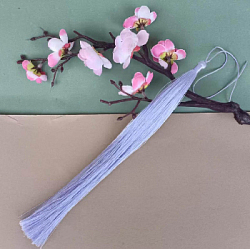 Кисточка из ниток 30 см, сиреневый